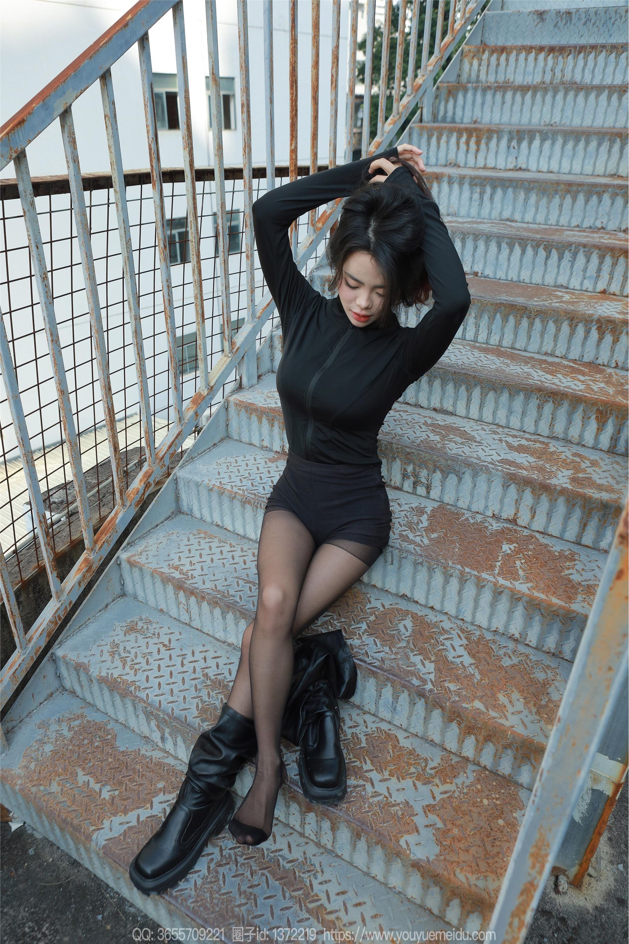 IESS异思趣向  2024.01.10 丝享家 1634 兔兔《黑斯长靴》